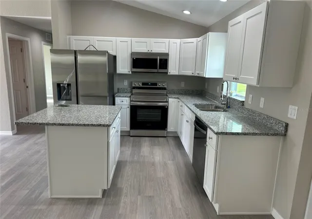 Photo 3 of Single family home for sale at 11506 SW Lemon Ave, Arcadia, FL 34269 | MLS# C7528803 | Listing updated on 2026-09-04