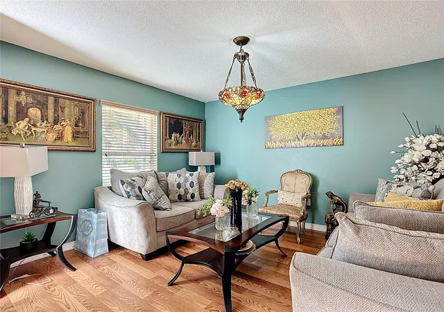 Photo 3 of Single family home for sale at 5009 Strada Dr, Winter Haven, FL 33880 | MLS# O6428009 | Listing updated on 2026-07-28