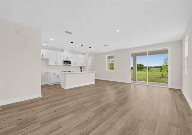 Photo 3 of Single family home for sale at 30130 Emerald Forest Dr, Mount Dora, FL 32757 | MLS# TB8532625 | Listing updated on 2026-09-20