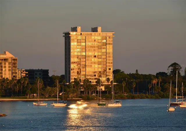 2nd image of 770 S Palm Ave #904, Sarasota, FL 34236 | MLS# A4701005