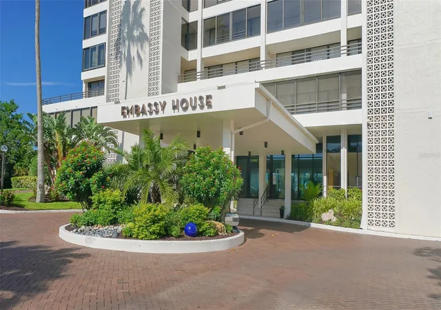 3rd image of 770 S Palm Ave #904, Sarasota, FL 34236 | MLS# A4701005