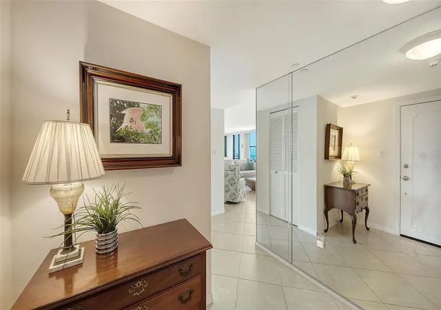 4th image of 770 S Palm Ave #904, Sarasota, FL 34236 | MLS# A4701005