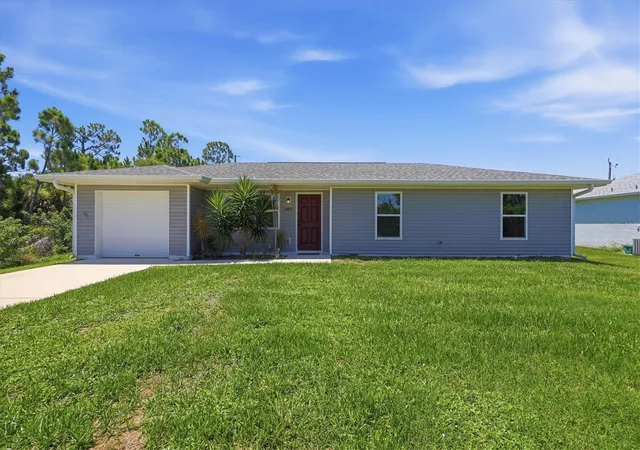 1st image of 10453 Reims Ave, Englewood, FL 34224 | MLS# D6148202
