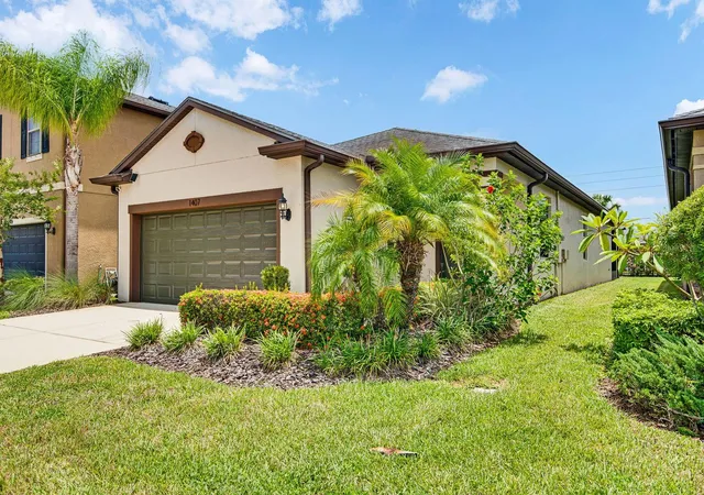 Photo 3 of Single family home for sale at 1407 Custer Byp St, Ruskin, FL 33570 | MLS# A4701006 | Listing updated on 2026-09-04