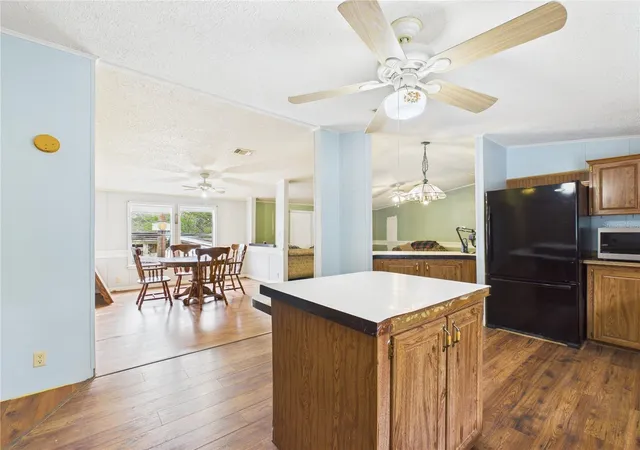 Photo 2 of Manufactured home for sale at 7085 S Rhoder Point, Lecanto, FL 34461 | MLS# OM729170 | Listing updated on 2026-07-25