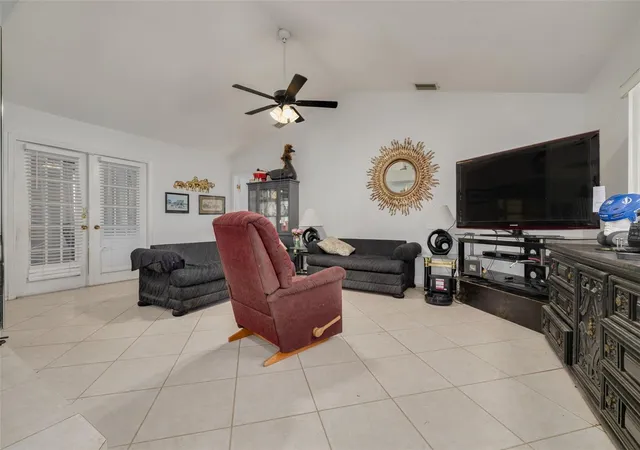 Photo 4 of Single family home for sale at 1338 Greenlea Dr, Holiday, FL 34691 | MLS# TB8532650 | Listing updated on 2026-09-27