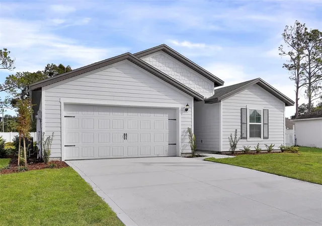 Photo 2 of Single family home for sale at 34 Presidential Ln, Palm Coast, FL 32164 | MLS# TB8532652 | Listing updated on 2026-09-03