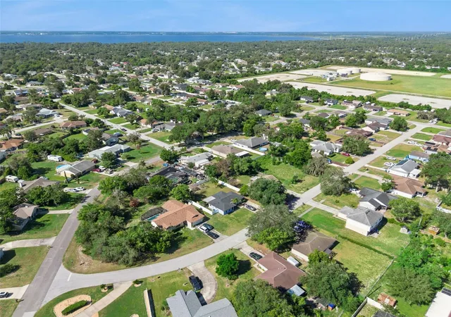 43rd image of 1065 Falcon St, Deltona, FL 32725 | MLS# O6428039