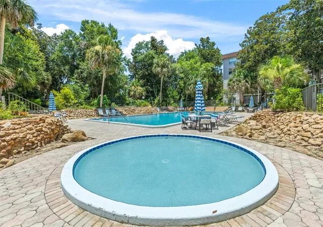 Listing Photo 4 - Condo for sale in building located at 640 N Nova Rd, Ormond Beach, FL 32174 - Unit #209