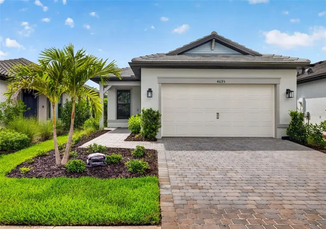Photo 2 of Single family home for sale at 4695 Blue Star Ct, North Port, FL 34289 | MLS# TB8532665 | Listing updated on 2026-09-21