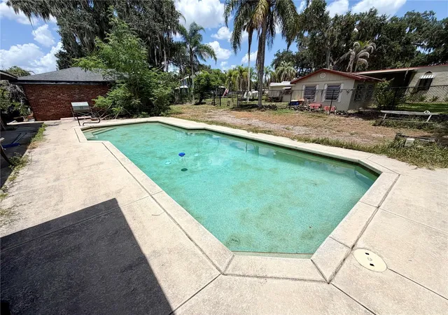 Photo 4 of Single family home for sale at 1880 Hermosa Ave, Bartow, FL 33830 | MLS# L4963797 | Listing updated on 2026-09-10
