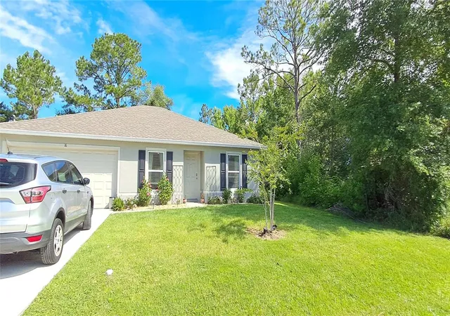 Photo 3 of Single family home for sale at 16 Princeton Ln, Palm Coast, FL 32164 | MLS# A4701021 | Listing updated on 2026-08-25