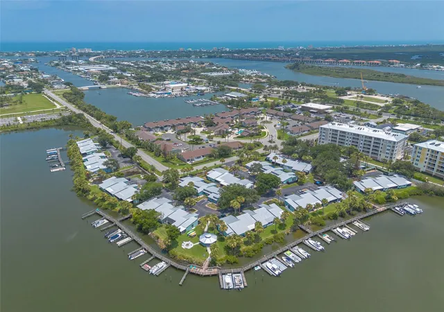 Listing Photo 4 - Condo for sale in building located at 76 Heather Pt Ct, NEW SMYRNA BEACH, FL 32169