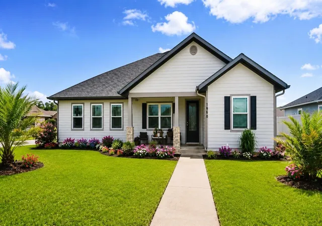 1st image of 1960 Sw 247th Wy, Newberry, FL 32669 | MLS# GC542223