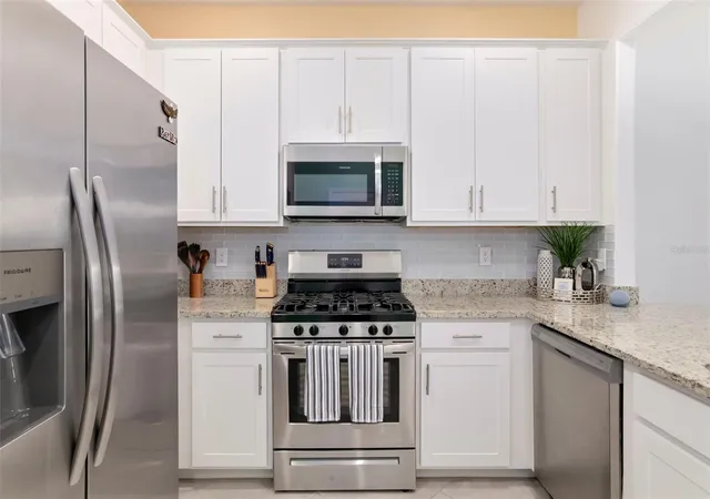 Photo 3 of Townhouse for sale at 15030 Sunny Day Dr, Bradenton, FL 34211 | MLS# A4701025 | Listing updated on 2026-10-10