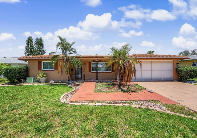 Photo 3 of Single family home for sale at 3837 Topsail Trl, New Port Richey, FL 34652 | MLS# TB8532699 | Listing updated on 2026-10-06