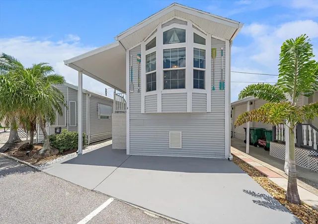 1st image of 4 Basin St, Palmetto, FL 34221 | MLS# A4701028