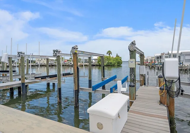 4th image of 4 Basin St, Palmetto, FL 34221 | MLS# A4701028