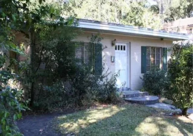 Photo 1 of Single family home for sale at 826 N Westmoreland Dr, Orlando, FL 32804 | MLS# O6428090 | Listing updated on 2026-07-25