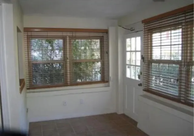 Photo 13 of Single family home for sale at 826 N Westmoreland Dr, Orlando, FL 32804 | MLS# O6428090 | Listing updated on 2026-07-25