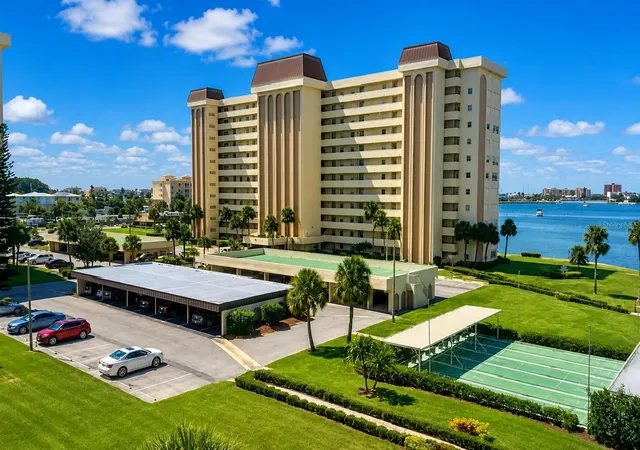 Photo 1 of Condo for sale at 4575 Cove Cir #506, Saint Petersburg, FL 33708 | MLS# TB8532711 | Listing updated on 2026-07-29