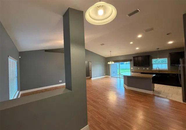Photo 2 of Single family home for sale at 10340 Se 69th Terrace, Belleview, FL 34420 | MLS# OM729189 | Listing updated on 2026-08-29