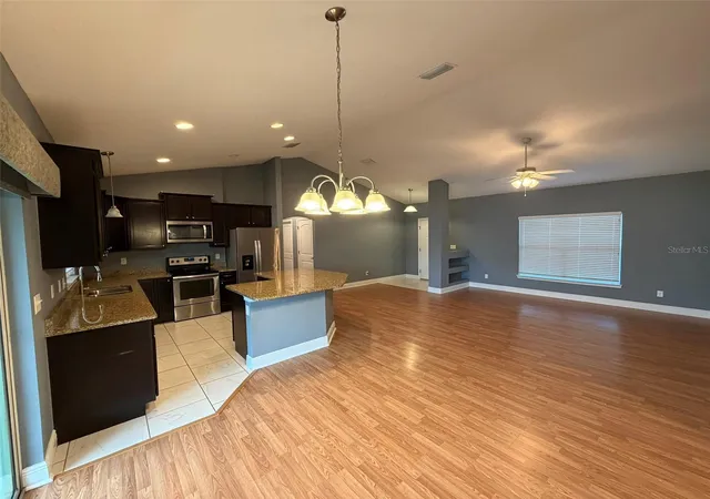 Photo 4 of Single family home for sale at 10340 SE 69th Terrace, Belleview, FL 34420 | MLS# OM729189 | Listing updated on 2026-08-29
