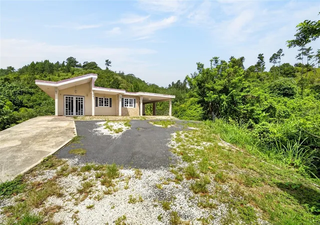 Photo 26 of Single family home for sale at Carr 814 Kmhm 40, Naranjito, PR 00719 | MLS# PR9122981 | Listing updated on 2026-08-06