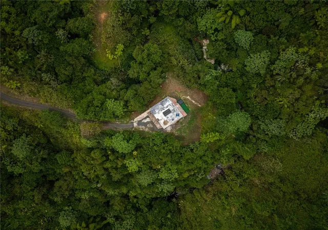 Photo 3 of Single family home for sale at Carr 814 Kmhm 40, Naranjito, PR 00719 | MLS# PR9122981 | Listing updated on 2026-10-07