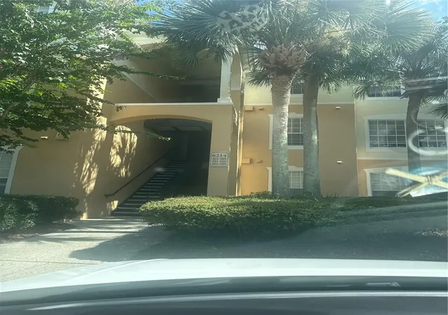 Photo 3 of Condo for sale at 6214 Stevenson Dr #305, Orlando, FL 32835 | MLS# O6428102 | Listing updated on 2026-10-05