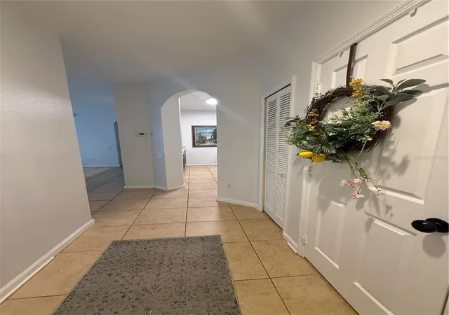 Photo 4 of Condo for sale at 6214 Stevenson Dr #305, Orlando, FL 32835 | MLS# O6428102 | Listing updated on 2026-10-05