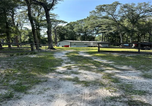 2nd image of 11882 Sw 58th St, Webster, FL 33597 | MLS# OM729190