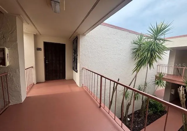 4th image of 510 Orange Dr, Altamonte Springs, FL 32701