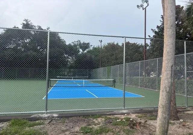 2nd image of 510 Orange Dr, ALTAMONTE SPRINGS, FL 32701