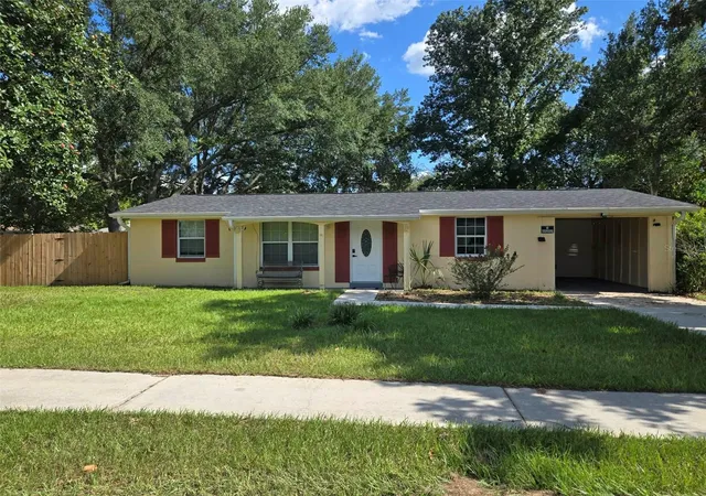 Photo 3 of Single family home for sale at 3762 SW 147th Street, Ocala, FL 34473 | MLS# OM729191 | Listing updated on 2026-08-22