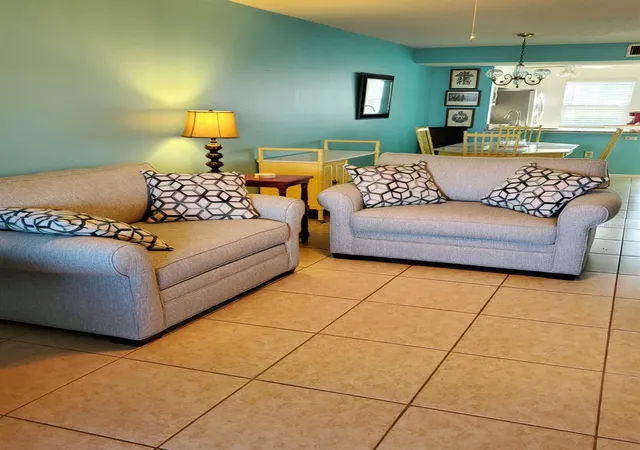 Listing Photo 4 - Condo for sale in building located at 11135 Carriage Hl Dr, PORT RICHEY, FL 34668 - Unit #3