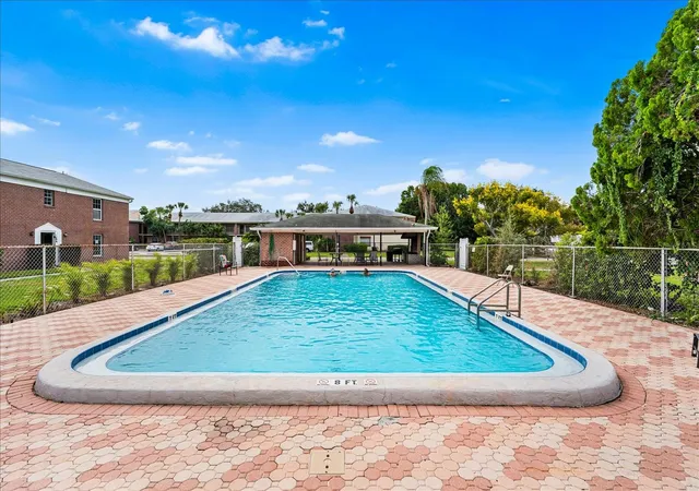 Listing Photo 2 - Condo for sale in building located at 1275 85Th Ave, ST PETERSBURG, FL 33702 - Unit #1275B