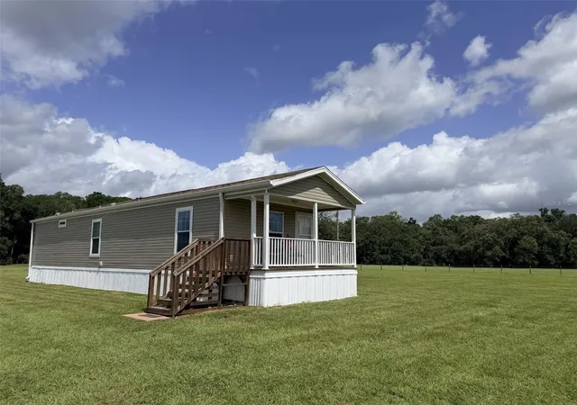 Photo 1 of Manufactured home for sale at 628 Ne 816 Avenue, Old Town, FL 32680 | MLS# GC542230 | Listing updated on 2026-07-29
