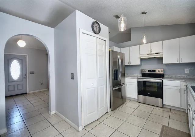 Photo 3 of Single family home for sale at 712 Bear Way, Kissimmee, FL 34759 | MLS# O6428126 | Listing updated on 2026-09-04