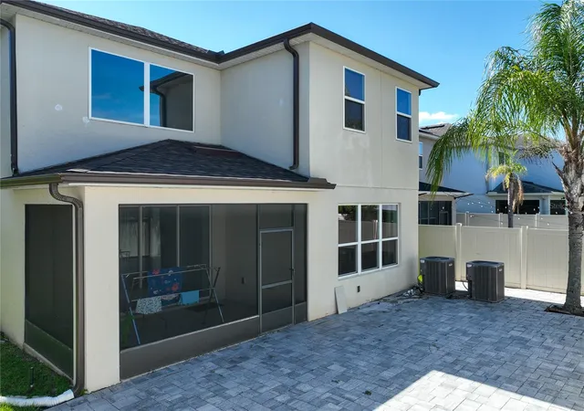 Photo 3 of Single family home for sale at 480 Rocky Grv Ln, Sanford, FL 32771 | MLS# O6428127 | Listing updated on 2026-09-03