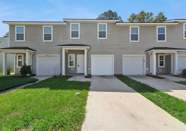 Townhouse for sale at 3551 Rain Forest Dr W, JACKSONVILLE, FL 32277 | MLS# O6428129