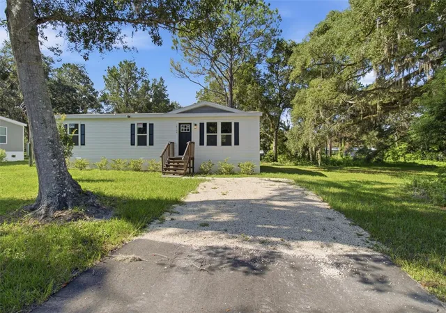 2nd image of 18104 Nicholas Ave, Brooksville, FL 34604 | MLS# TB8532762