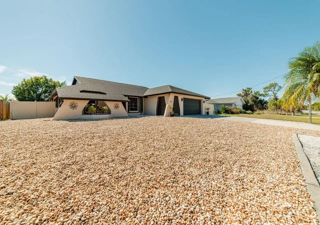 1st image of 9273 Carnation Ave, Englewood, FL 34224 | MLS# N6145159