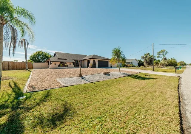 2nd image of 9273 Carnation Ave, Englewood, FL 34224 | MLS# N6145159