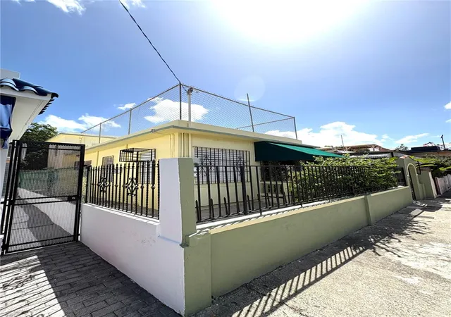 Photo 2 of Manufactured home for sale at 2055 Haydee Rexach St, San Juan, PR 00915 | MLS# PR9122987 | Listing updated on 2026-08-03