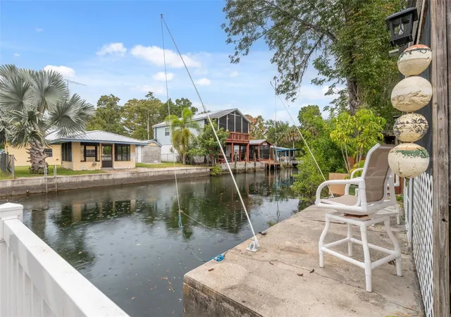 3rd image of 5527 Darlene St, Weeki Wachee, FL 34607 | MLS# TB8532763