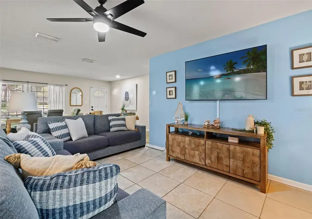 Photo 4 of Single family home for sale at 15521 Wetstone Dr, Tampa, FL 33613 | MLS# TB8532773 | Listing updated on 2026-07-27