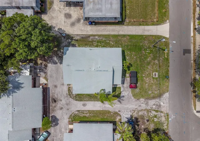 57th image of 153 New York Ave, Dunedin, FL 34698 | MLS# TB8532775
