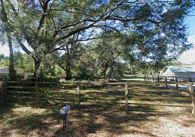 Photo 2 of Land for sale at S Church Ave, Fort Meade, FL 33841 | MLS# L4963803 | Listing updated on 2026-07-26