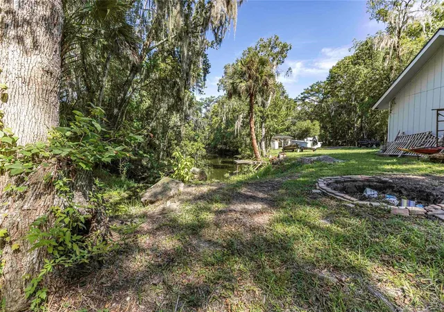 Photo 2 of Single family home for sale at 2886 N C 470, Lake Panasoffkee, FL 33538 | MLS# G5115539 | Listing updated on 2026-07-28